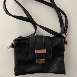 Charming Charlie’s Black crossbody gold metal